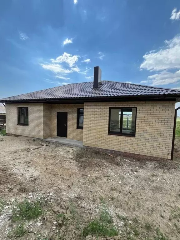 Коттедж в Саратовская область, д. Долгий Буерак ул. Имени В.В. ... - Фото 1