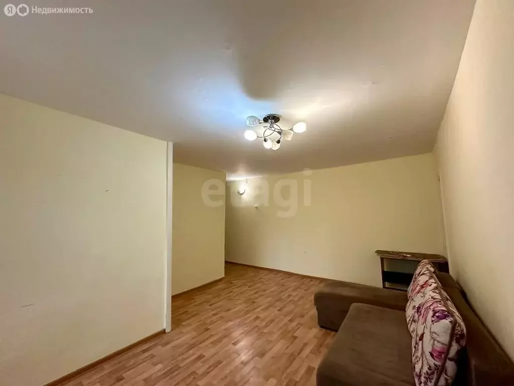2-комнатная квартира: Якутск, улица Дзержинского, 34 (43.4 м) - Фото 1
