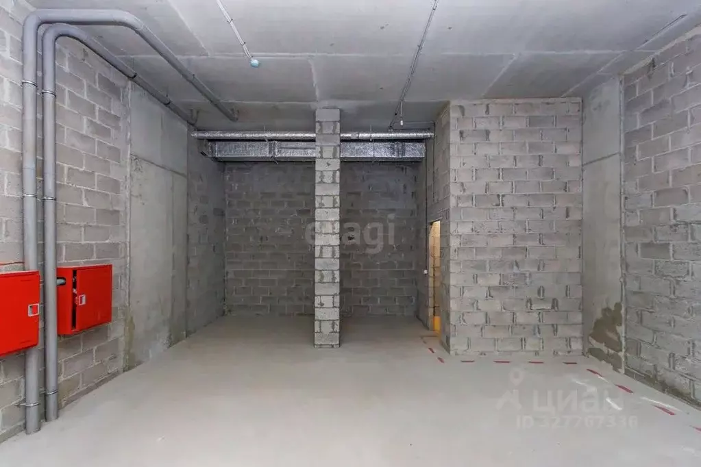 Помещение свободного назначения в Тюменская область, Тюмень ул. Андрея ... - Фото 1