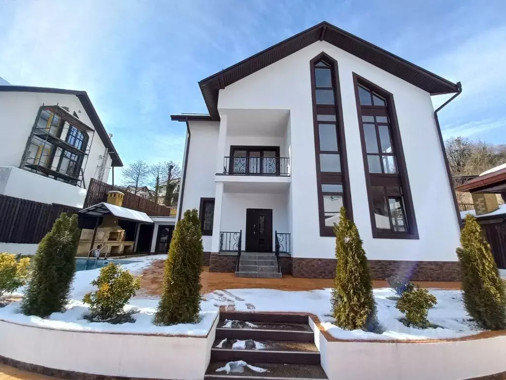 Дом в Краснодарский край, Сочи городской округ, с. Монастырь ул. ... - Фото 1