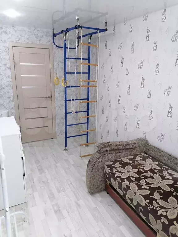 3-к. квартира, 57 м, 3/3 эт. - Фото 1
