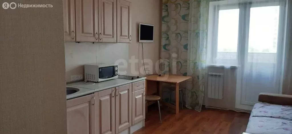 1-комнатная квартира: Тюмень, улица Николая Зелинского, 5к1 (41.1 м) - Фото 1