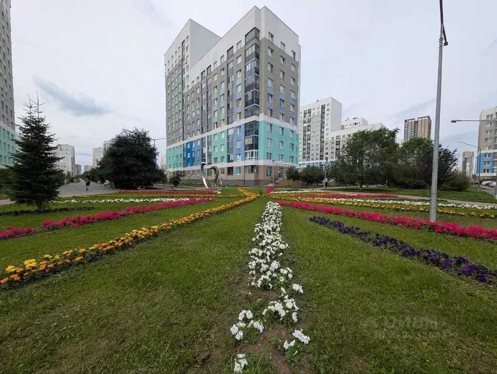 Торговая площадь в Свердловская область, Екатеринбург ул. Краснолесья, ... - Фото 1