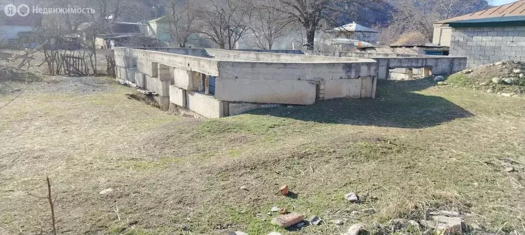 Участок в Карачаевский район, село имени Коста Хетагурова, улица Коста ... - Фото 1