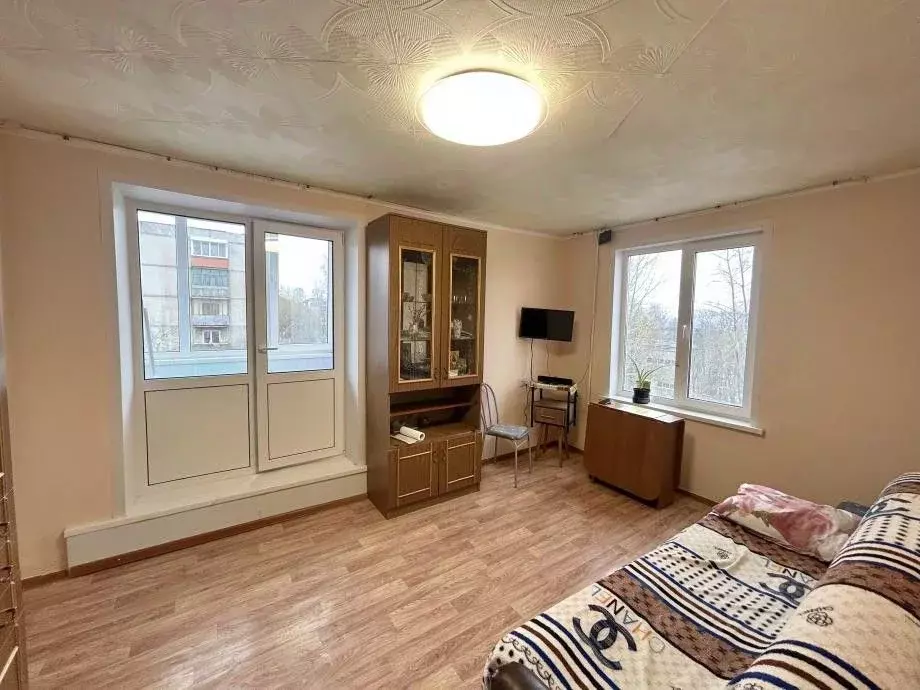 2-к кв. Пермский край, Березники ул. Мира, 37 (37.8 м) - Фото 2