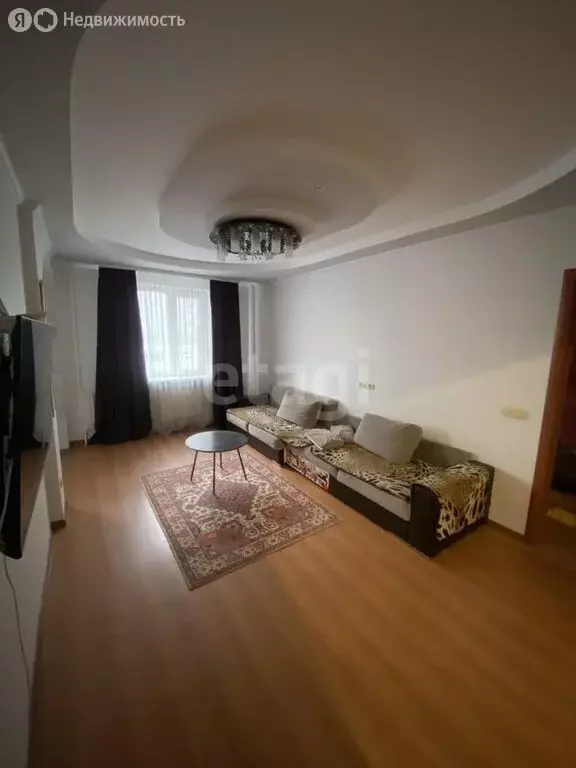 3-комнатная квартира: Белгород, улица Губкина, 13 (74.3 м) - Фото 1