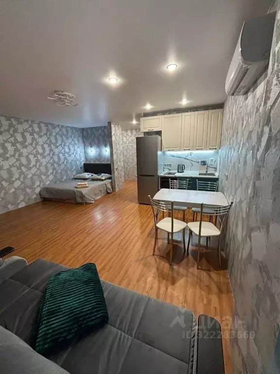 1-к кв. Приморский край, Владивосток просп. 100-летия Владивостока, ... - Фото 2