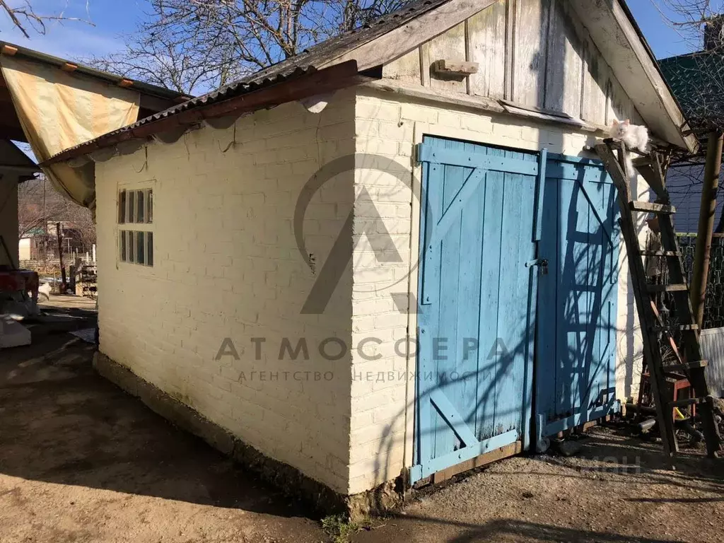 Дом в Краснодарский край, Хадыженск Апшеронский район, Озерная ул. (40 ... - Фото 2