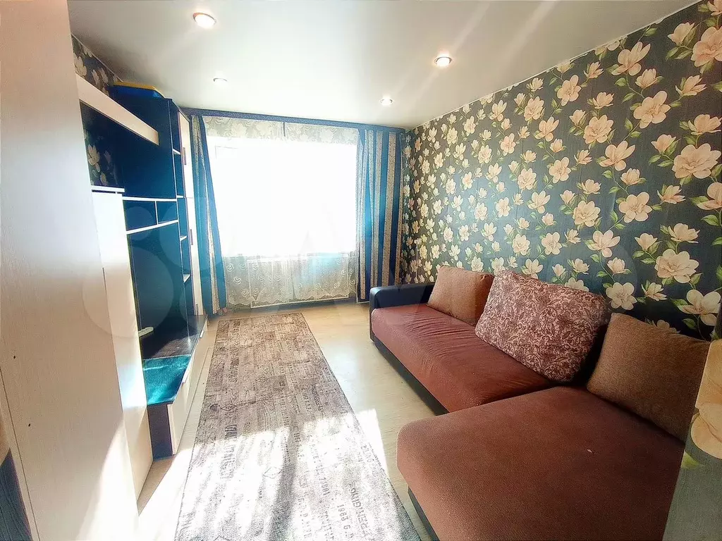 Комната 18 м в 6-к., 2/5 эт. - Фото 0