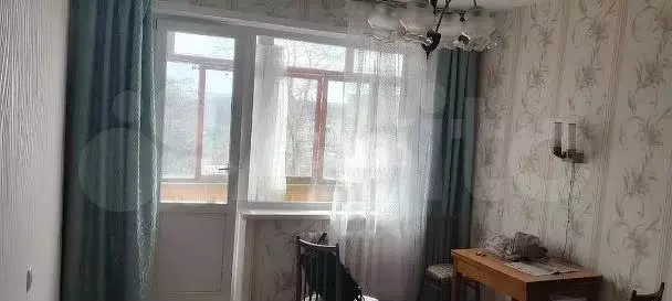 1-к. квартира, 45 м, 4/5 эт. - Фото 0