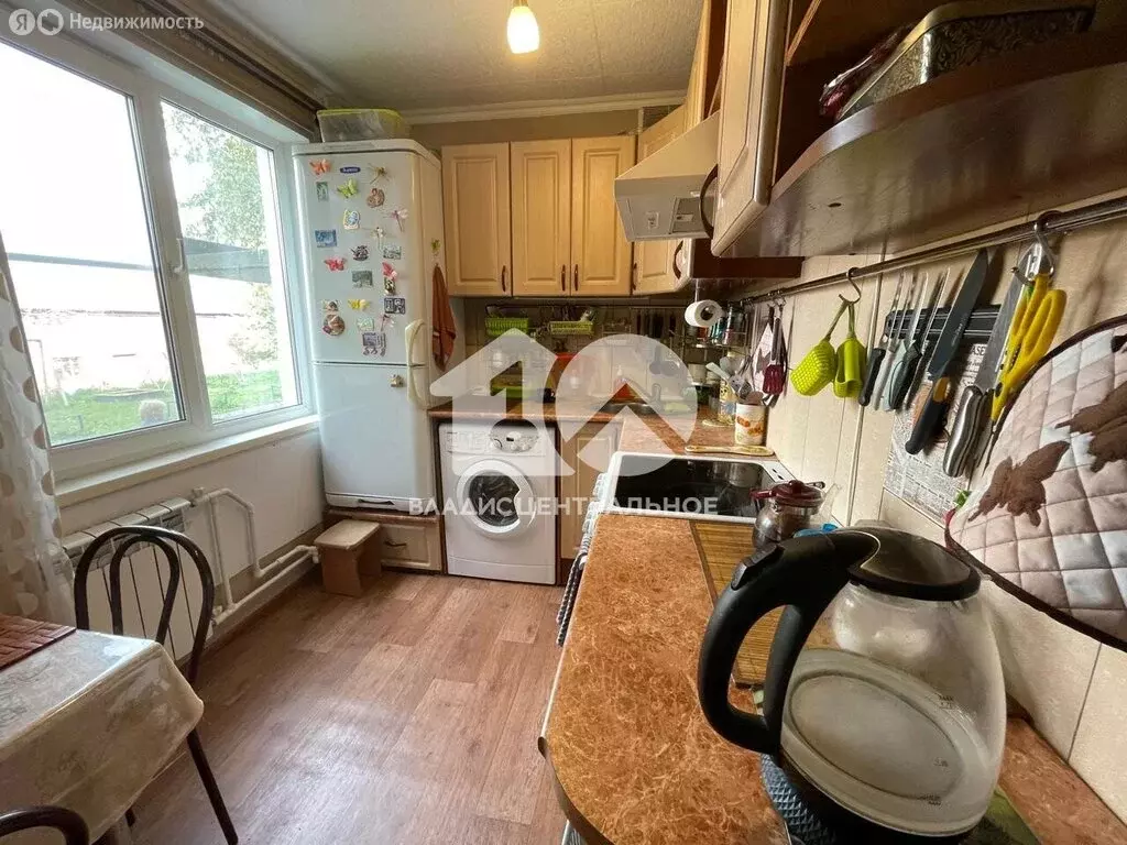 3-комнатная квартира: Искитим, микрорайон Подгорный, 41 (58.2 м) - Фото 0