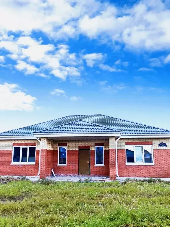 Дом в Омская область, Омский район, с. Надеждино ул. Кедровая (108 м) - Фото 2