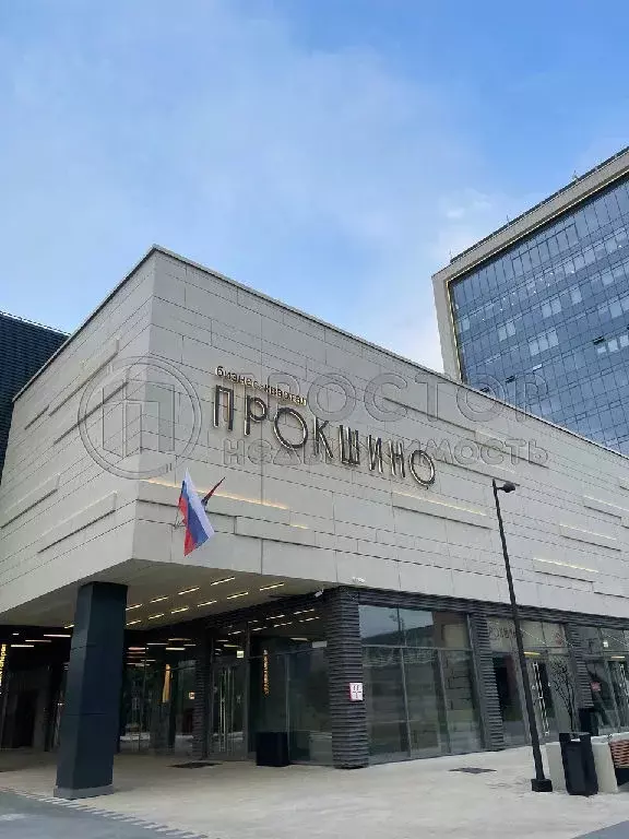 Продается 3-комнатная квартира - Фото 1
