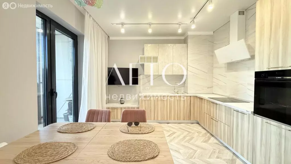 2-комнатная квартира: Сочи, микрорайон Новый Сочи, Санаторная улица, ... - Фото 2