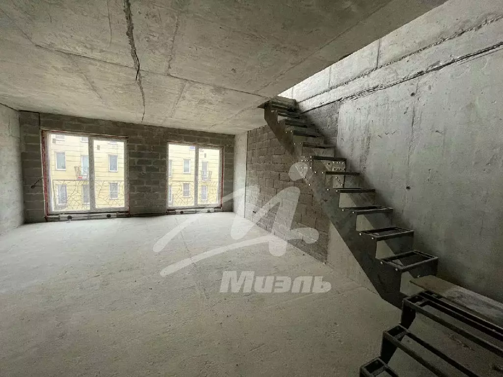 Продается 3-комнатная квартира - Фото 1
