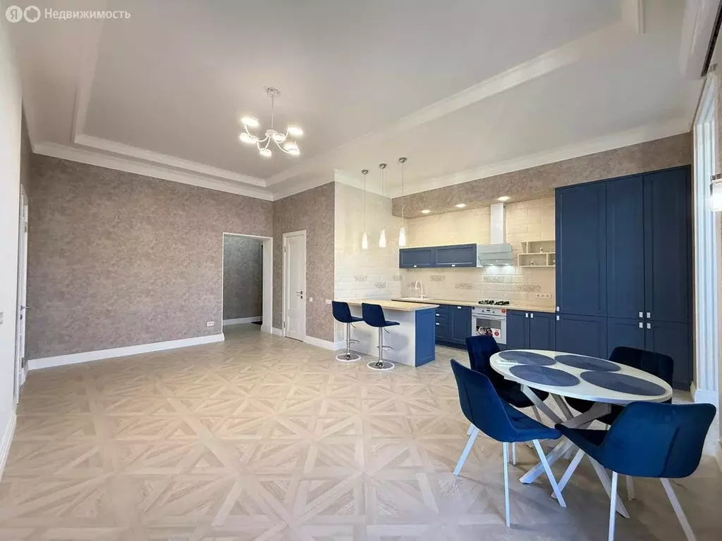 3-комнатная квартира: Нальчик, улица Чернышевского, 201В (74 м) - Фото 1