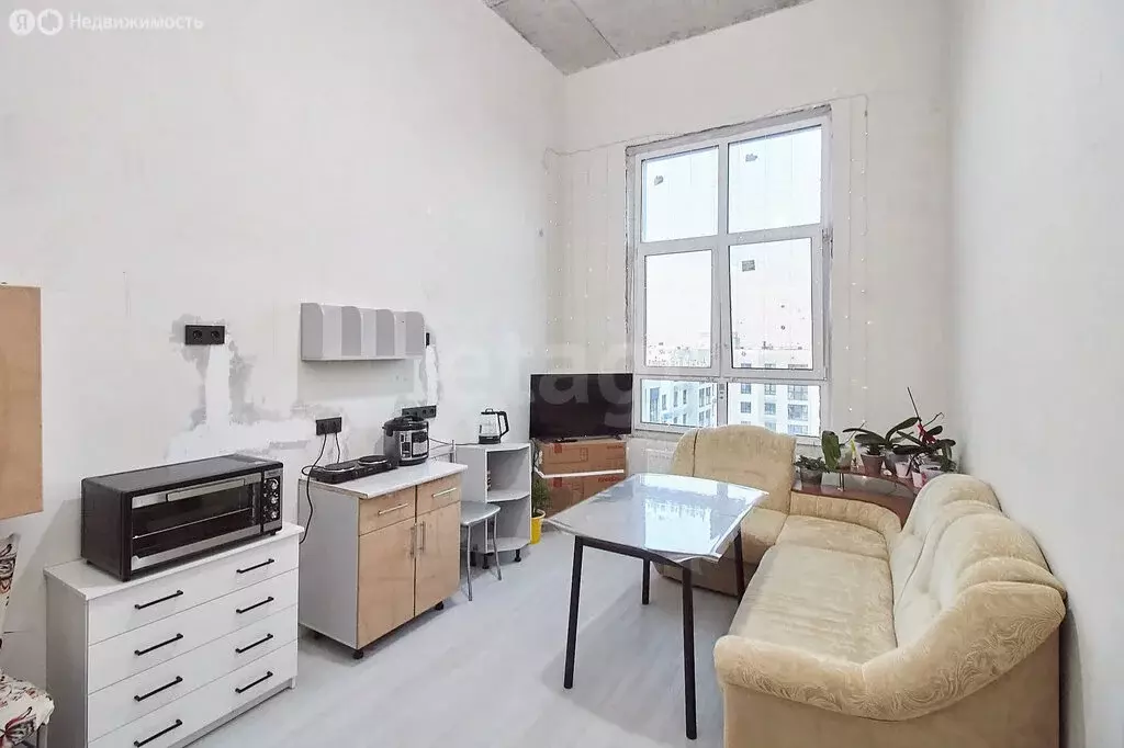 1-комнатная квартира: Тюмень, улица Павла Никольского, 10к1 (37.9 м) - Фото 2