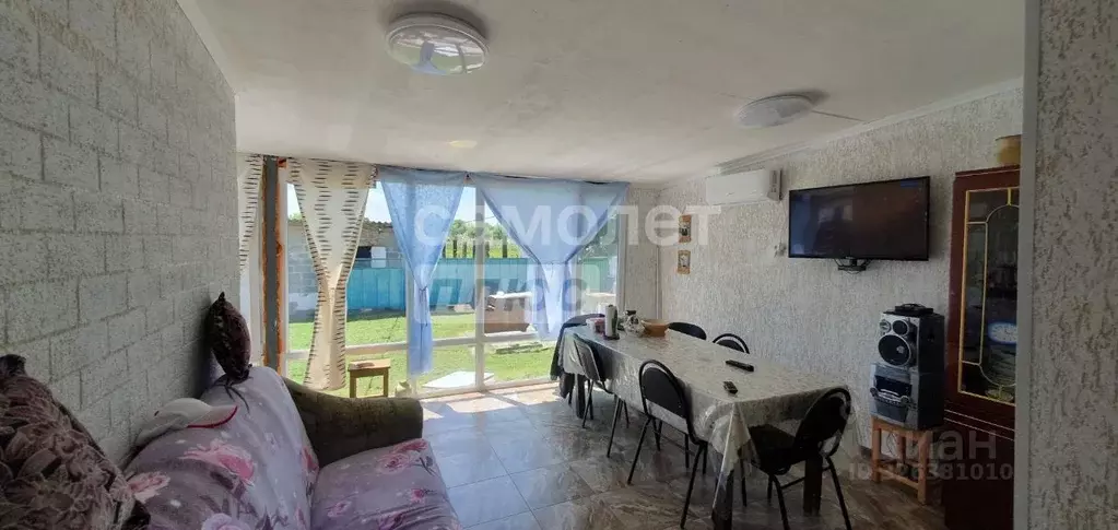 Дом в Краснодарский край, Выселковский район, Березанское с/пос, с. ... - Фото 1