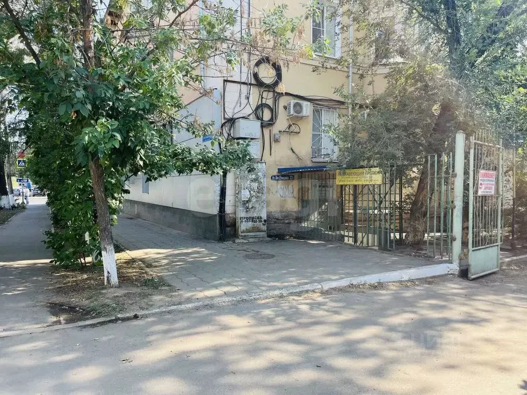 Помещение свободного назначения в Астраханская область, Астрахань ул. ... - Фото 1