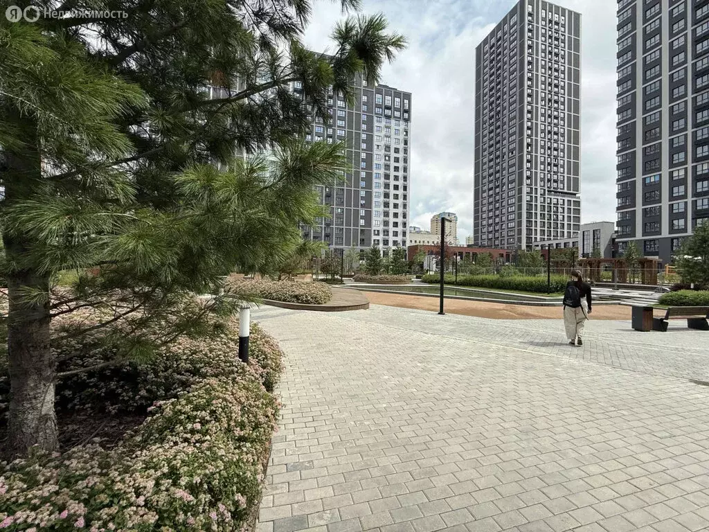 3-комнатная квартира: Екатеринбург, улица Айвазовского, 52 (77.4 м) - Фото 1
