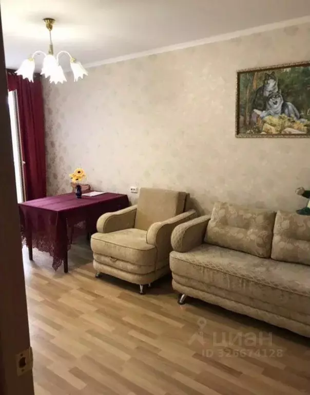 1-к кв. Ленинградская область, Гатчина ул. Радищева, 9 (41.0 м) - Фото 1