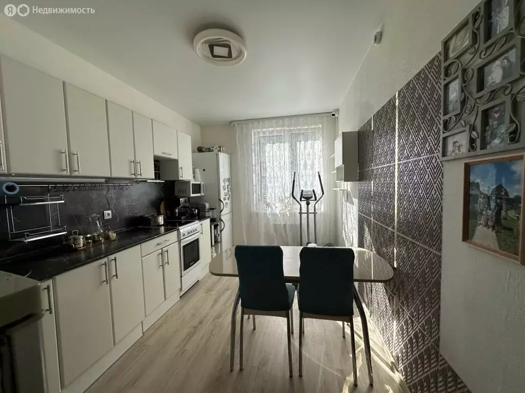 2-комнатная квартира: Анкудиновка, Русская улица, 11 (56.1 м) - Фото 1