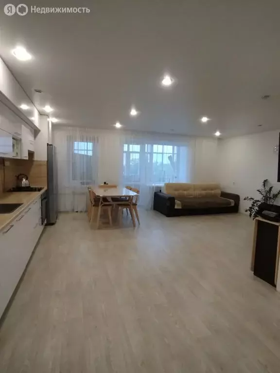 4-комнатная квартира: село Кандры, улица Нефтяников, 20 (82.5 м) - Фото 2