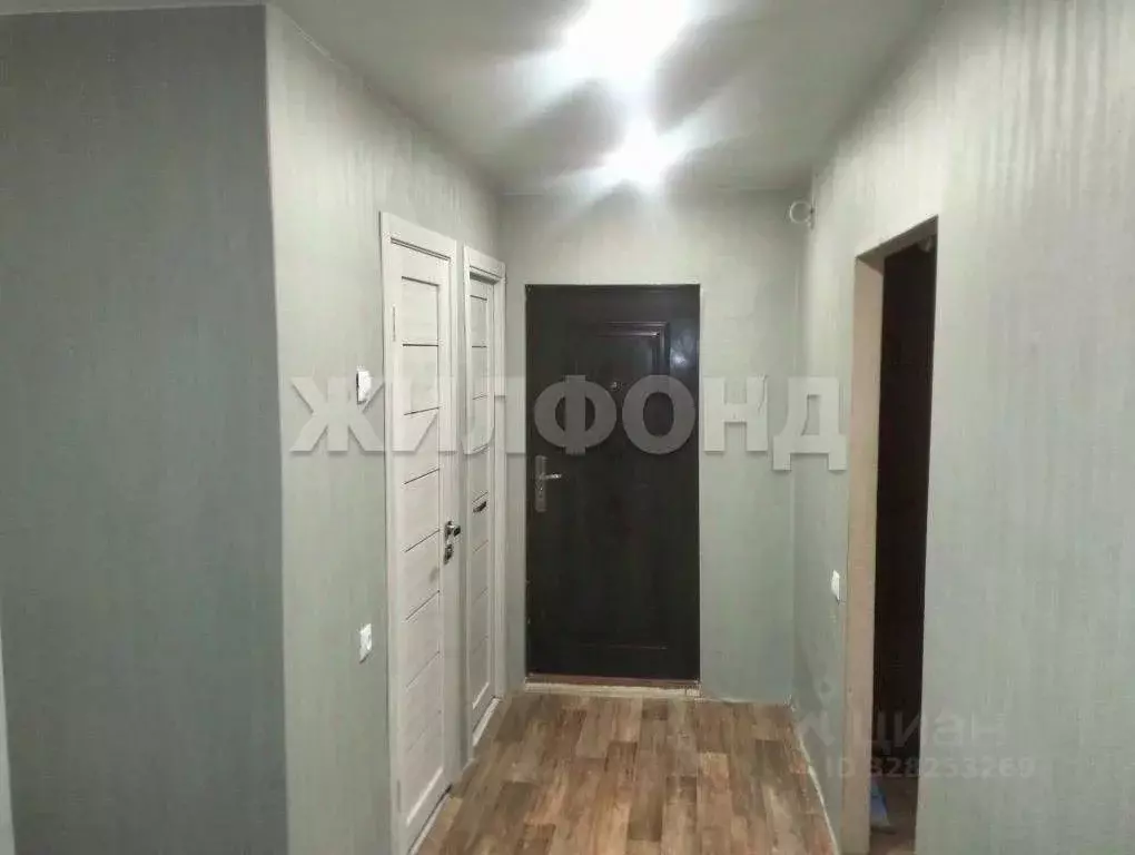 3-к кв. Новосибирская область, Бердск Комсомольская ул., 38 (57.6 м) - Фото 1