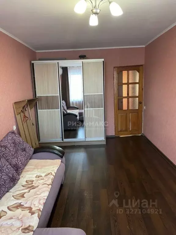 2-к кв. Брянская область, Брянск ул. Ульянова, 121 (47.5 м) - Фото 1