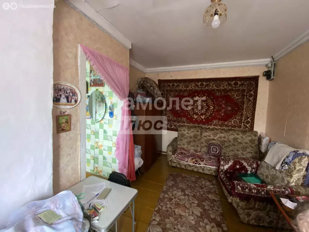 1-комнатная квартира: посёлок Шамары, улица Зои Космодемьянской, 11 ... - Фото 0