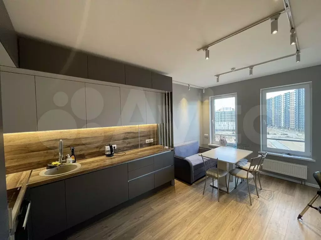 2-к. квартира, 70 м, 8/16 эт. - Фото 0