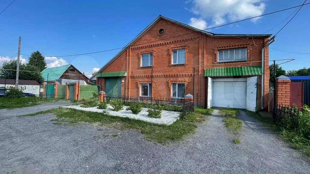 Дом 250 м на участке 14 сот. - Фото 0