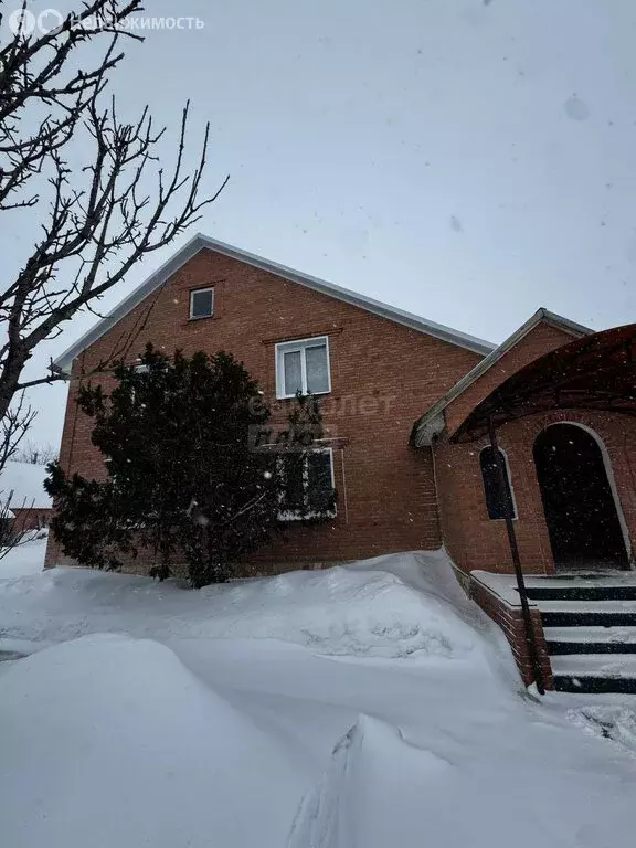 Дом в село Ташла, Российская улица, 1 (220 м) - Фото 1