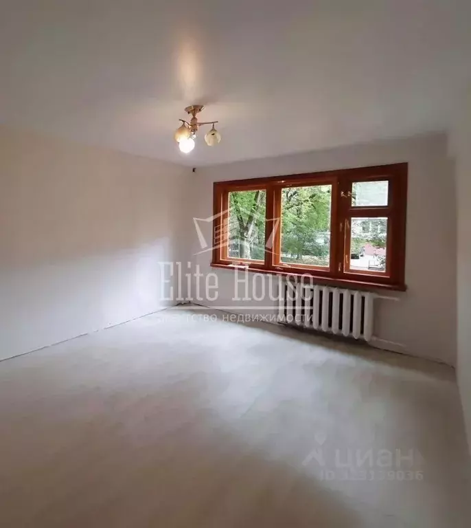 1-к кв. Калужская область, Калуга ул. Гурьянова, 37 (30.5 м) - Фото 1