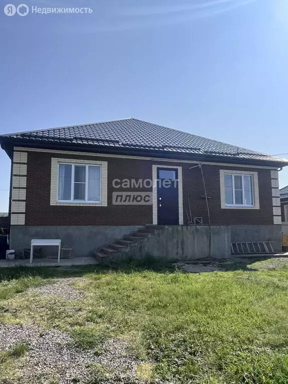 Дом в станица Ессентукская, Кавказская улица, 47 (150 м) - Фото 0