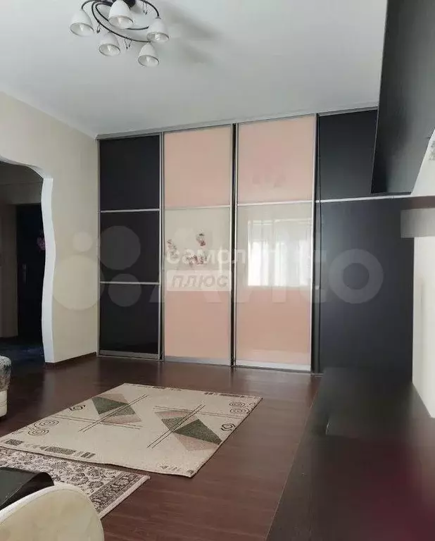 1-к. квартира, 40,5 м, 5/10 эт. - Фото 0