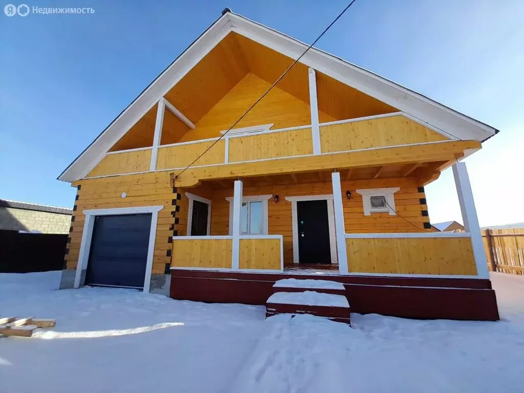 Дом в Урик, Сельская улица (100 м) - Фото 1