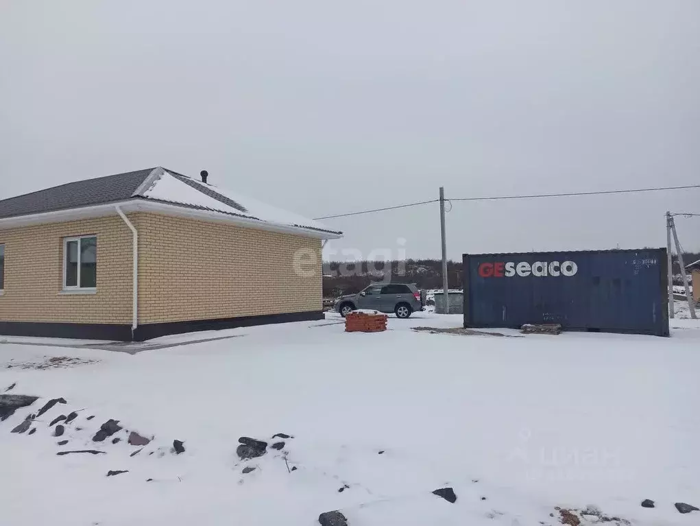 Дом в Амурская область, Благовещенский район, с. Верхнеблаговещенское  ... - Фото 1