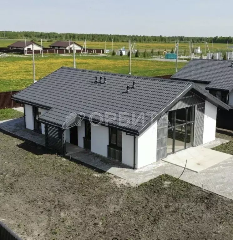 Дом в Тюменская область, Тюменский муниципальный округ, д. Елань 14 ... - Фото 1