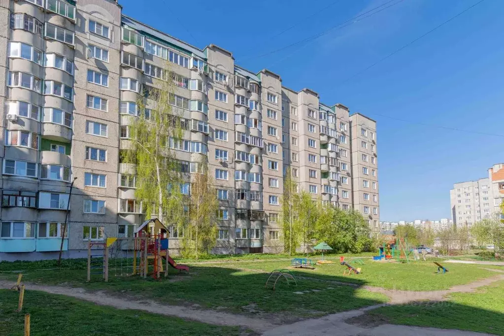 2-к кв. Владимирская область, Владимир ул. Безыменского, 8 (55.7 м) - Фото 1