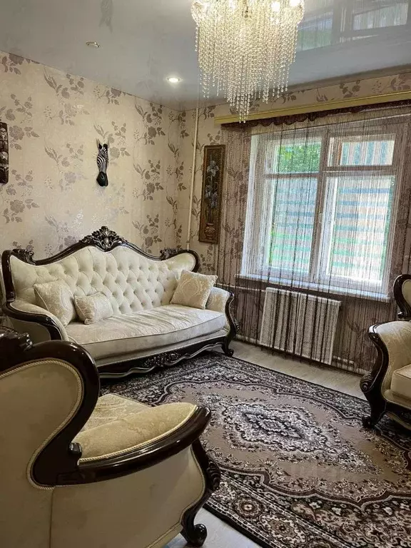 3-к кв. Тульская область, Алексин ул. Ленина, 30/24 (64.1 м) - Фото 0