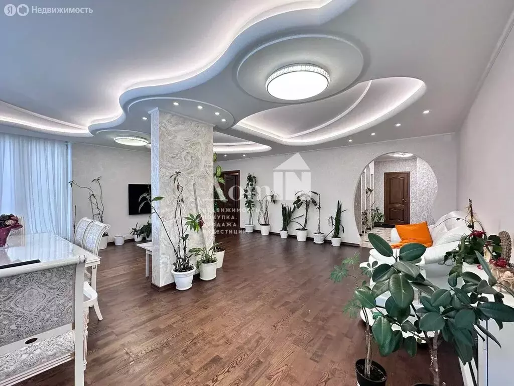 4-комнатная квартира: Санкт-Петербург, проспект Обуховской Обороны, ... - Фото 2