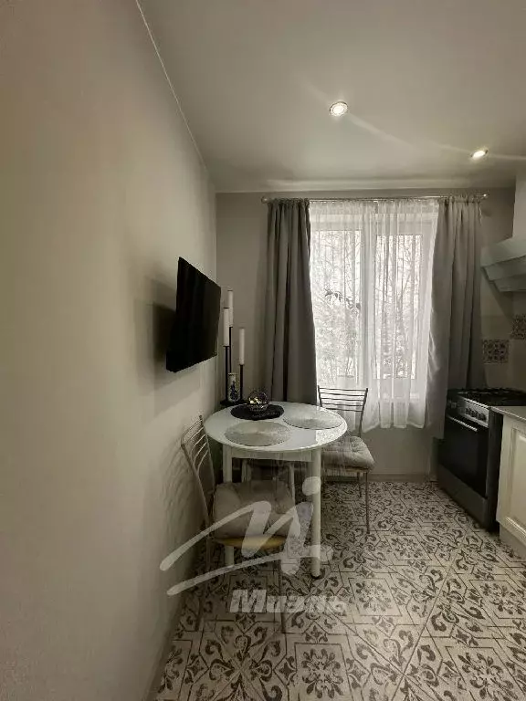 Продается 3-комнатная квартира - Фото 1