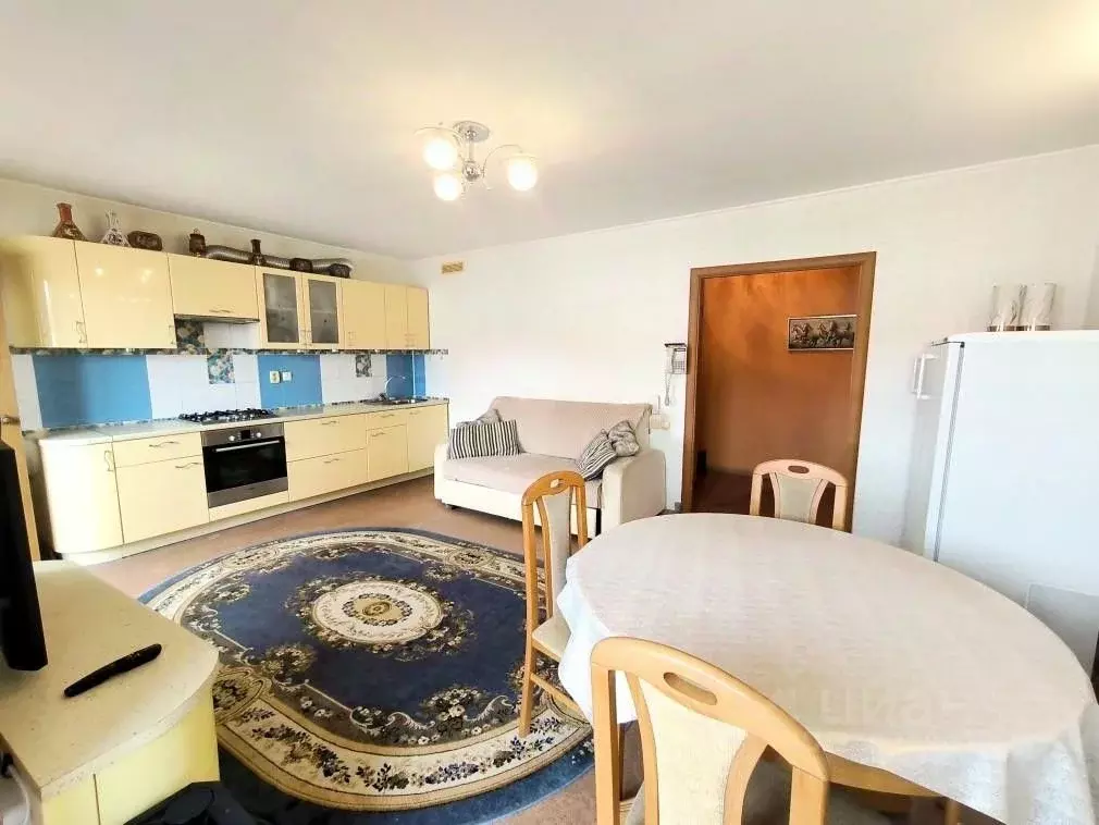 3-к кв. Самарская область, Самара Нагорная ул., 145 (93.0 м) - Фото 1