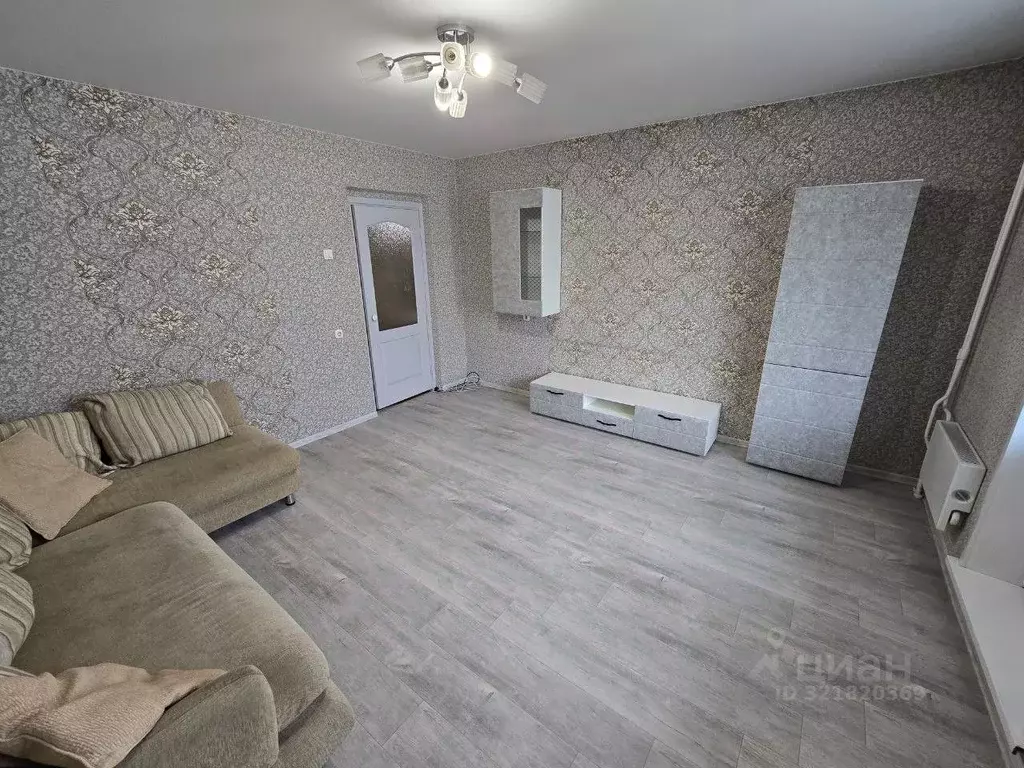 2-к кв. Красноярский край, Красноярск 9 Мая ул., 10 (55.0 м) - Фото 0