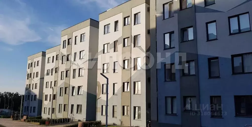 Студия Белгородская область, Белгород ул. Семейная, 23 (30.0 м) - Фото 0