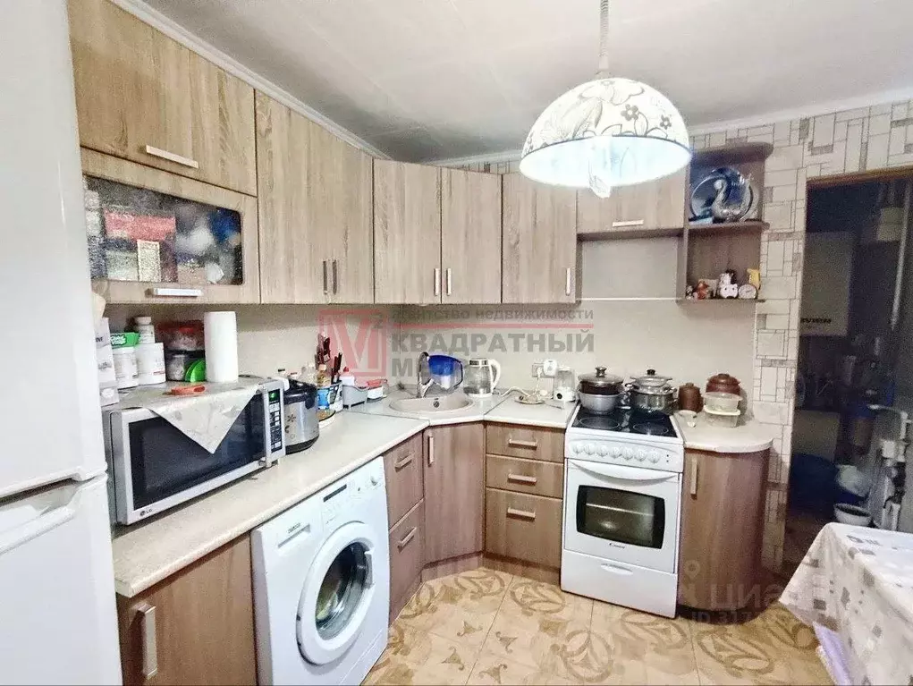 1-к кв. Белгородская область, Старооскольский городской округ, с. ... - Фото 1