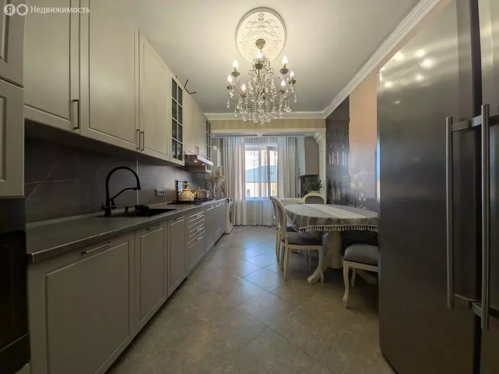 3-комнатная квартира: Дербент, улица Сальмана, 89Е (95 м) - Фото 2