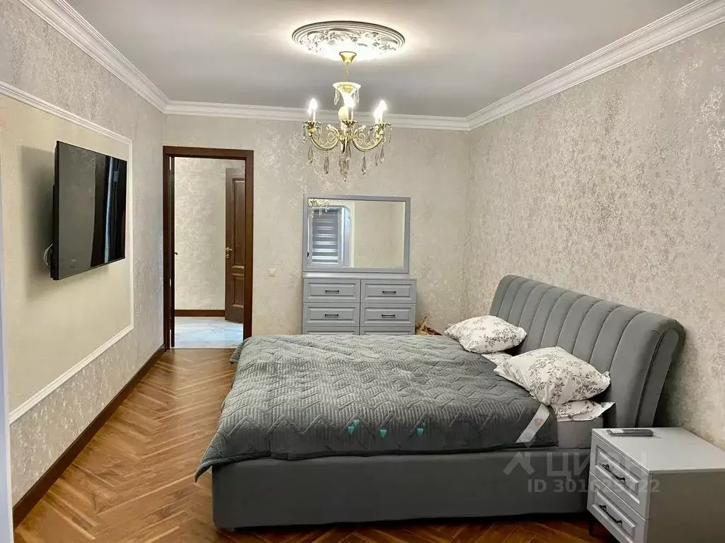 2-к кв. Дагестан, Каспийск ул. Молодежная, 4 (85.0 м) - Фото 0