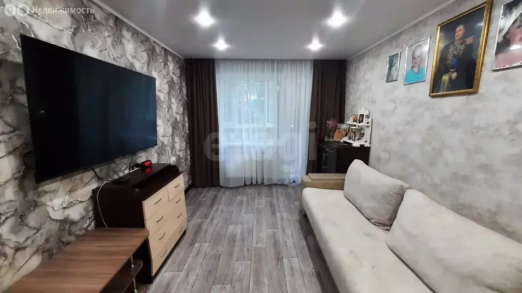 3-комнатная квартира: Абакан, Минусинская улица, 59 (61.5 м) - Фото 1